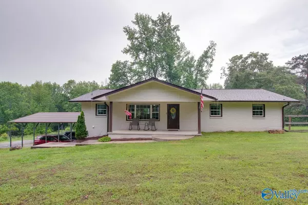12368 Hickory Hills Road, Athens, AL 35614