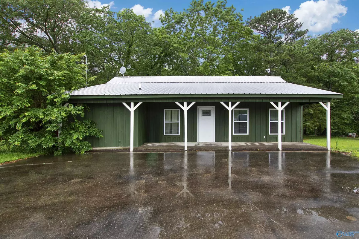 Vinemont, AL 35179,14745 Alabama Highway 157