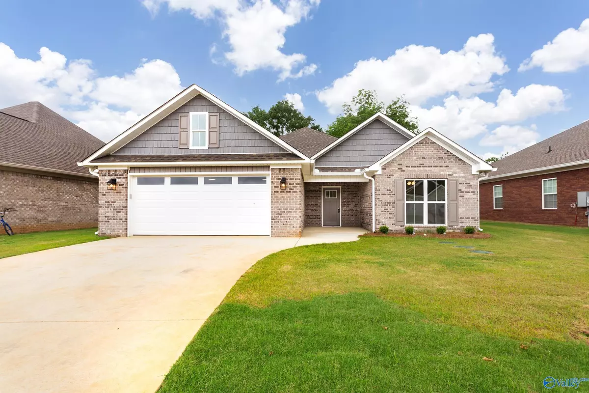 Glencoe, AL 35905,124 Glen Oaks Circle