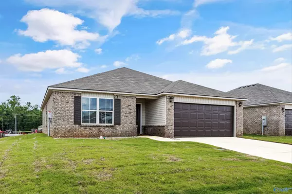 Toney, AL 35773,233 Delta Dawn Avenue