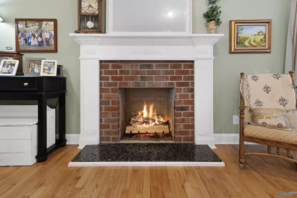 Boaz, AL 35957,288 County Road 421