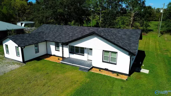 Moulton, AL 35650,13471 Court Street