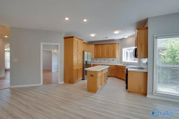 Huntsville, AL 35803,1102 Chesterfield Drive SE