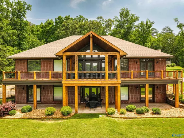 Scottsboro, AL 35769,511 Pine Island Circle