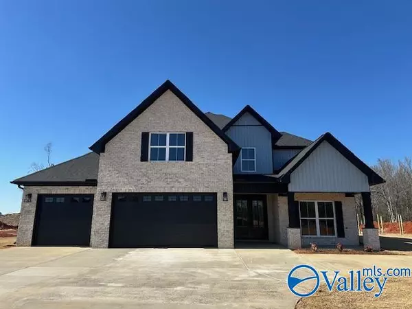 107 Buck Crossing Drive, Toney, AL 35773