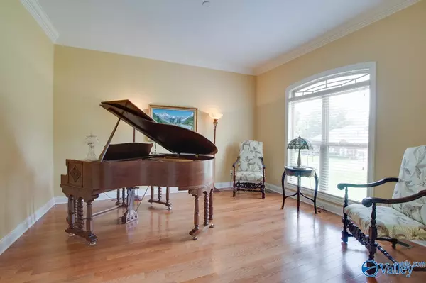 Owens Cross Roads, AL 35763,2701 Arbor Oak Drive SE