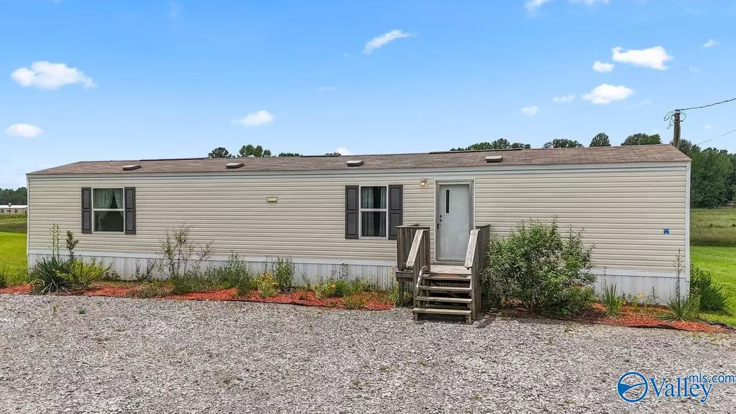 229 Water Tower Loop, Laceys Spring, AL 35754