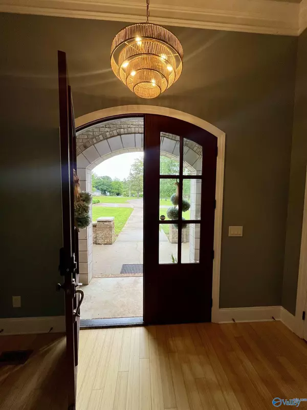 Huntsville, AL 35811,809 Mastin Lake Road NW