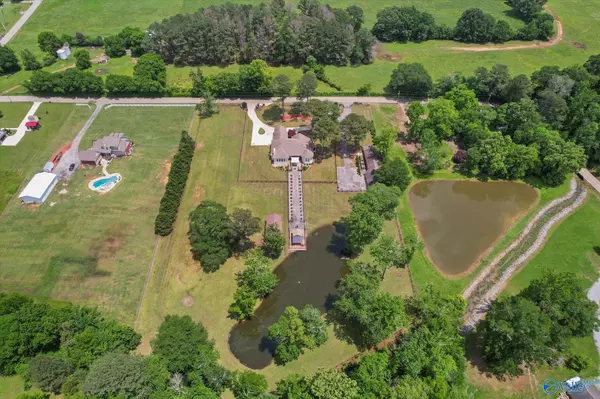 Owens Cross Roads, AL 35763,156 South Green Mountain Road