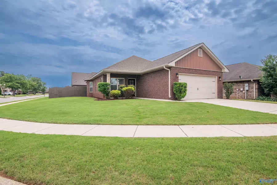 317 Harbor Glen Drive SW, Madison, AL 35756