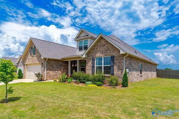 127 Slade Thomas Drive, Meridianville, AL 35759