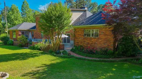 Trinity, AL 35673,8601 County Road 214