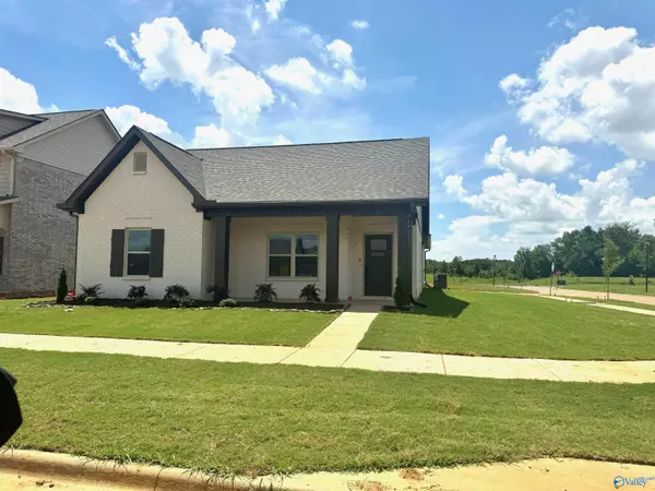 17437 Brooklawn Street, Athens, AL 35611