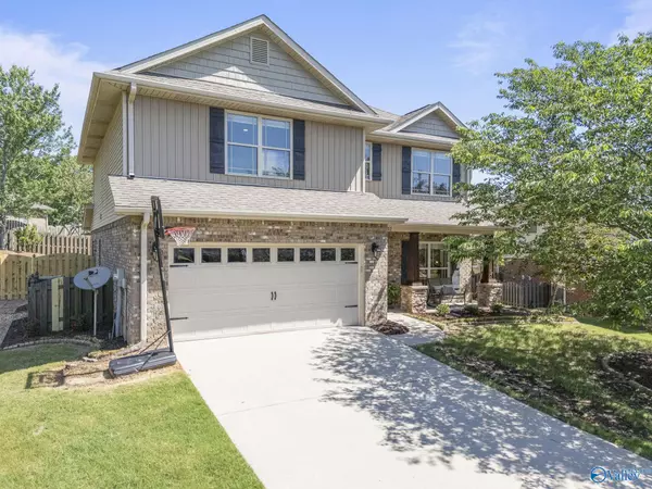 Owens Cross Roads, AL 35763,2902 Old Barn Circle SE