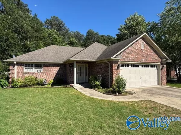 418 Santana Drive,  Athens,  AL 35611