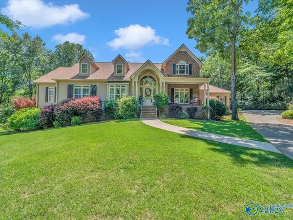 105 Chasewood Cove, Scottsboro, AL 35769