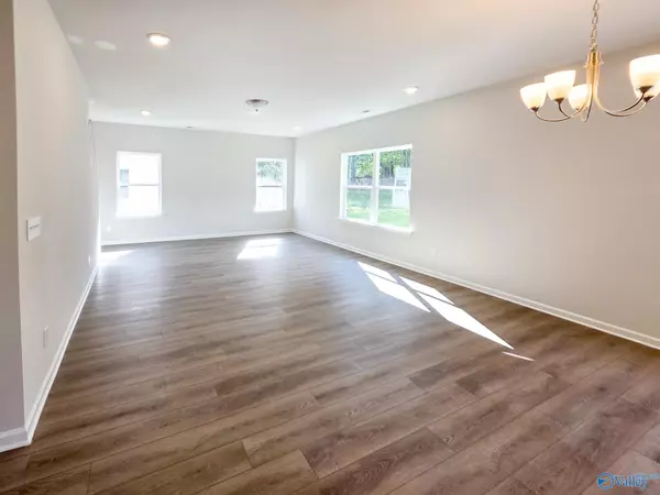 Owens Cross Roads, AL 35763,7314 Pine Run Lane