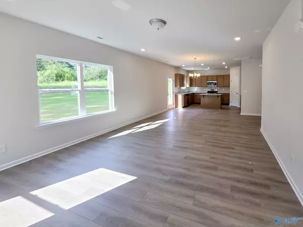 Owens Cross Roads, AL 35763,7314 Pine Run Lane