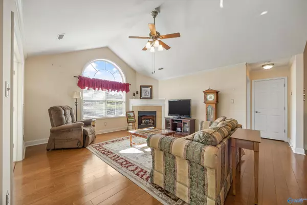 Brownsboro, AL 35741,76 Laurel Lane SE