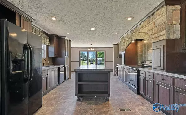 Altoona, AL 35952,550 Bristow Creek Trail