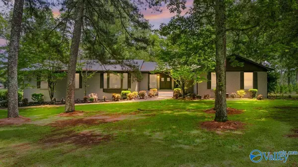 140 Mccarver Drive, Gadsden, AL 35901