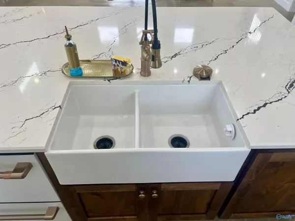 Altoona, AL 35952,2465 Highway 179