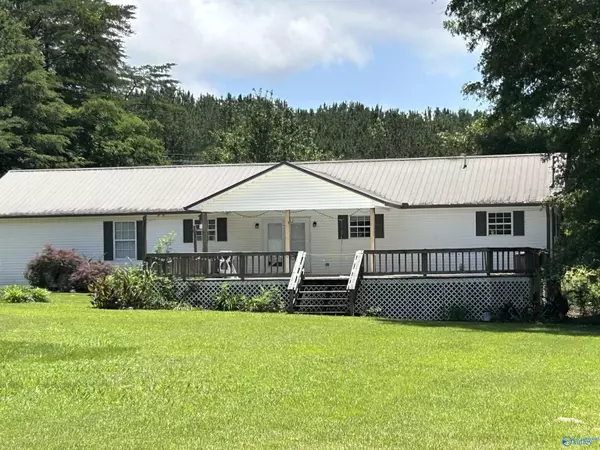 Gaylesville, AL 35973,3685 Highway 68 E