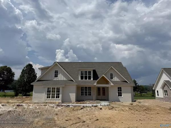 334 Lake Creek Drive, Guntersville, AL 35976