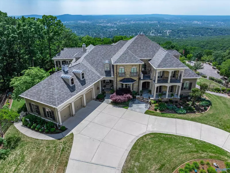 1271 Becket Drive, Huntsville, AL 35801