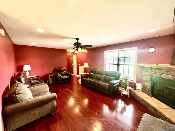 Leesburg, AL 35983,175 County Road 23