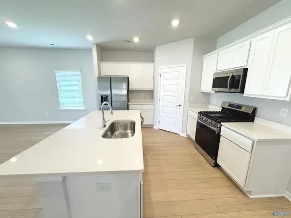 Madison, AL 35756,28550 Whitehall Lane