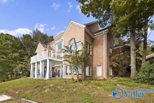 Arley, AL 35541,86 Sunset Drive