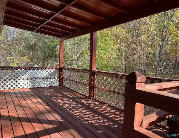 Decatur, AL 35603,1727 SW Chestnut Mountain Road