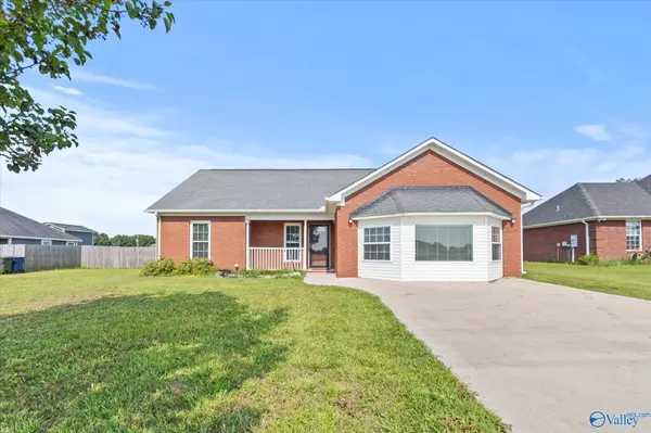 186 Mitchell Moore Road, Hazel Green, AL 35750