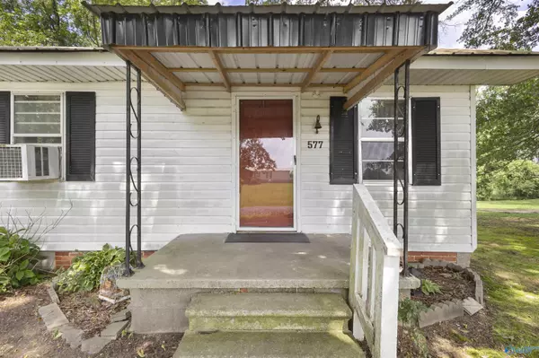 Horton, AL 35980,577 Strange Road