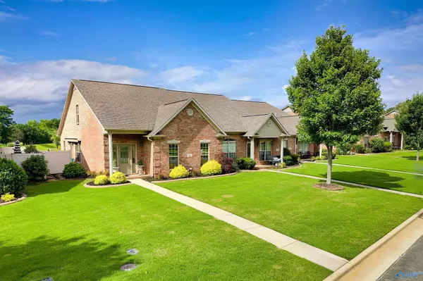 26 Jackson Way, Decatur, AL 35603