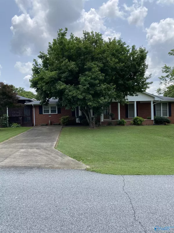 Athens, AL 35611,1501 Reynard Street W