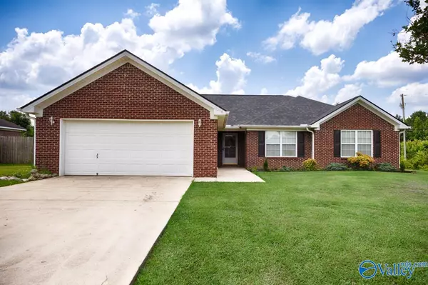 27586 Phillip Wagnon Drive, Athens, AL 35613