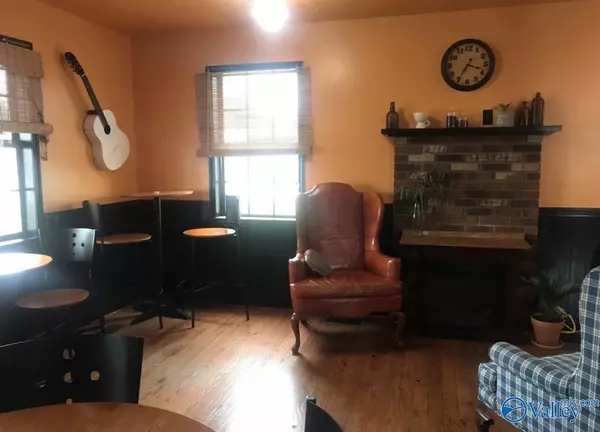 Boaz, AL 35957,1851 Highway 431