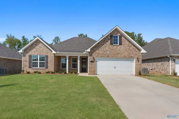 3108 Lisa Lane SE, Decatur, AL 35603