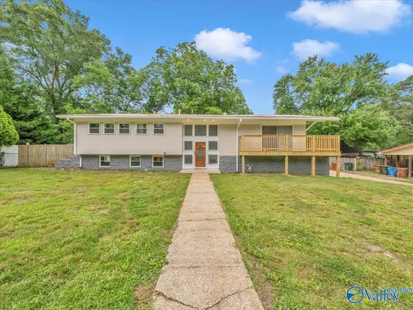 306 Arcadia Street SW,  Hartselle,  AL 35640