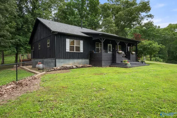 Elkmont, AL 35620,28890 Hwy 127