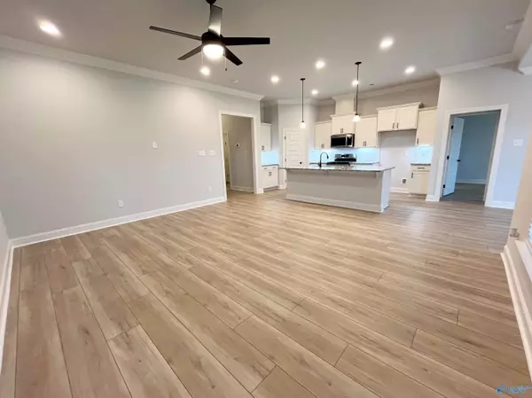 Athens, AL 35613,17686 Chenin Blanc Place