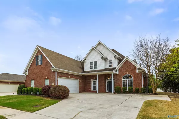 2941 Eastern Shore Drive, Owens Cross Roads, AL 35763