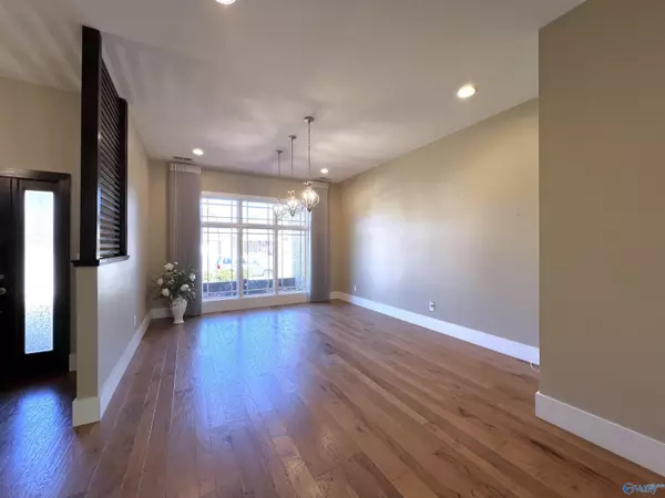 Florence, AL 35630,104 Newport Drive