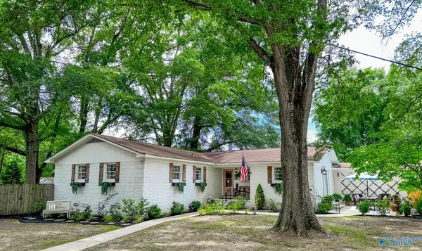 659 Vaughn Bridge Road NW, Hartselle, AL 35640
