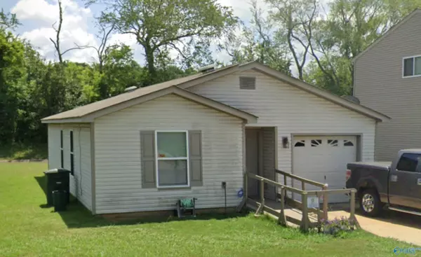 Huntsville, AL 35810,6406 Green Meadow Road