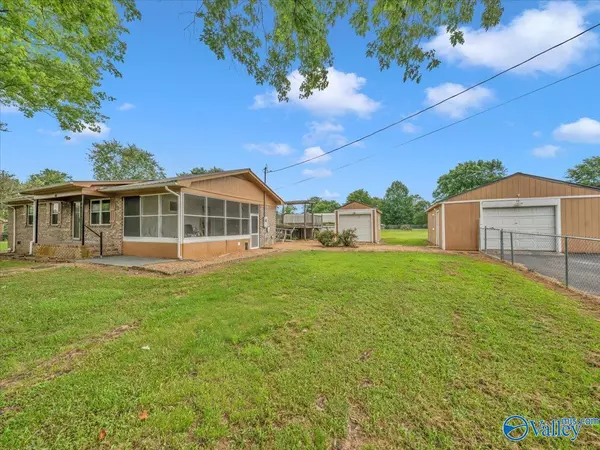 Fyffe, AL 35971,44 Vernon Street