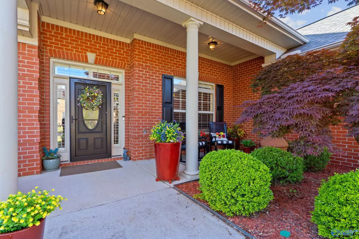 Madison, AL 35758,166 Rainbow Glen Circle
