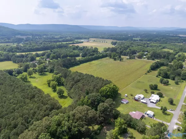 New Hope, AL 35760,440 Maple Road